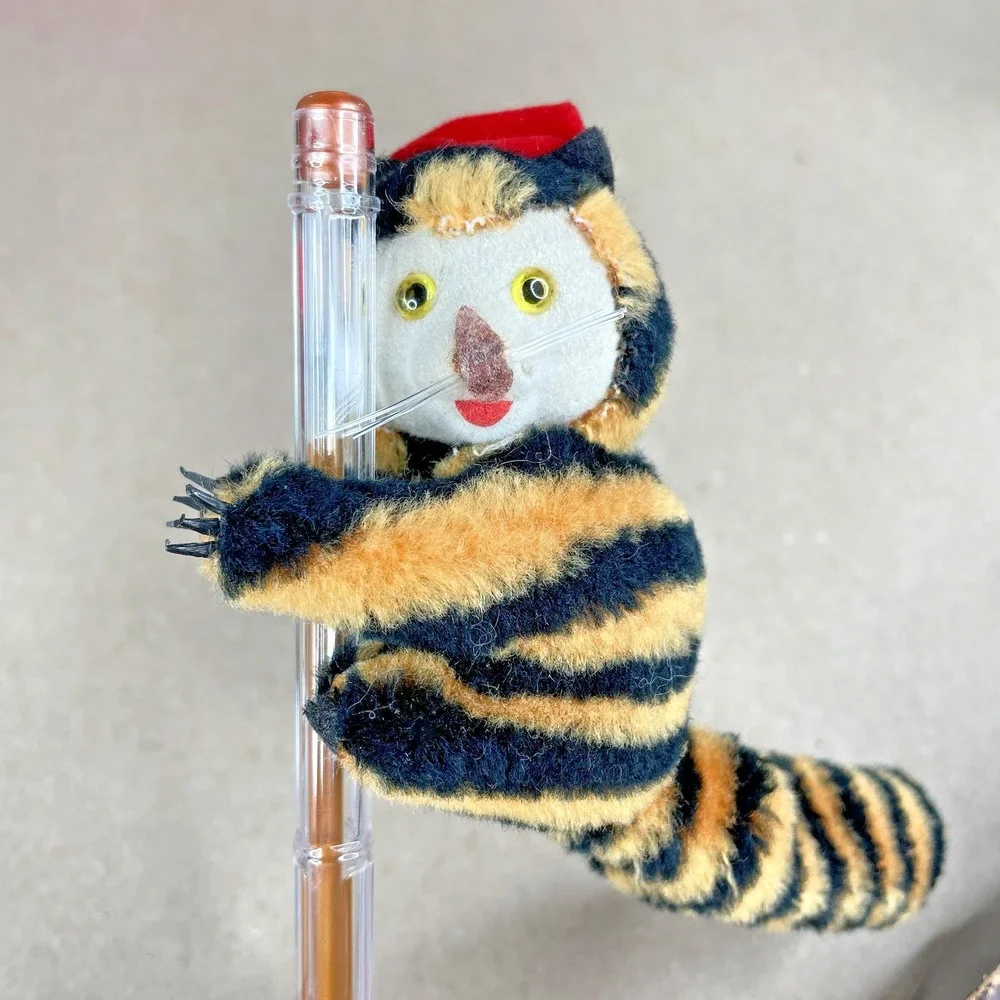 Vintage Tiger Pencil Hugger Clip On Wearing A‎ Red Santa Hat Plush 80s 90s